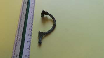 Acquarella – Fibula in bronzo
